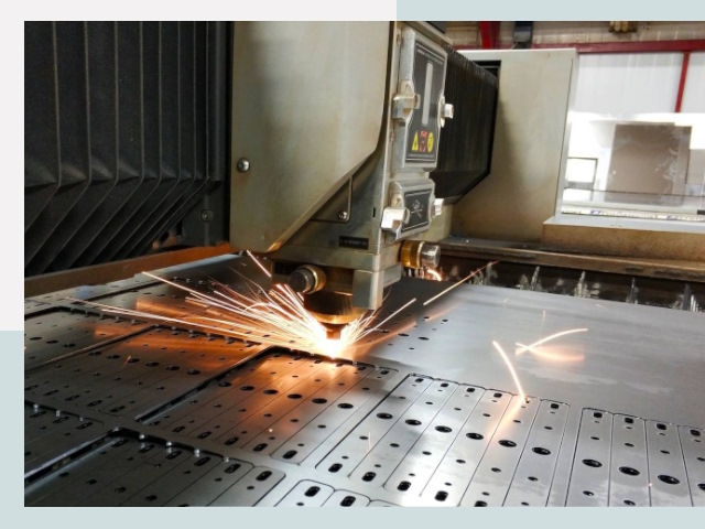 Лазерная резка металла в Арзамасе от 652 руб.
